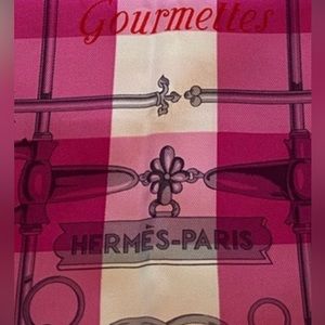 Hermes Scarf Size 35x35 Reversible (similar to 90)